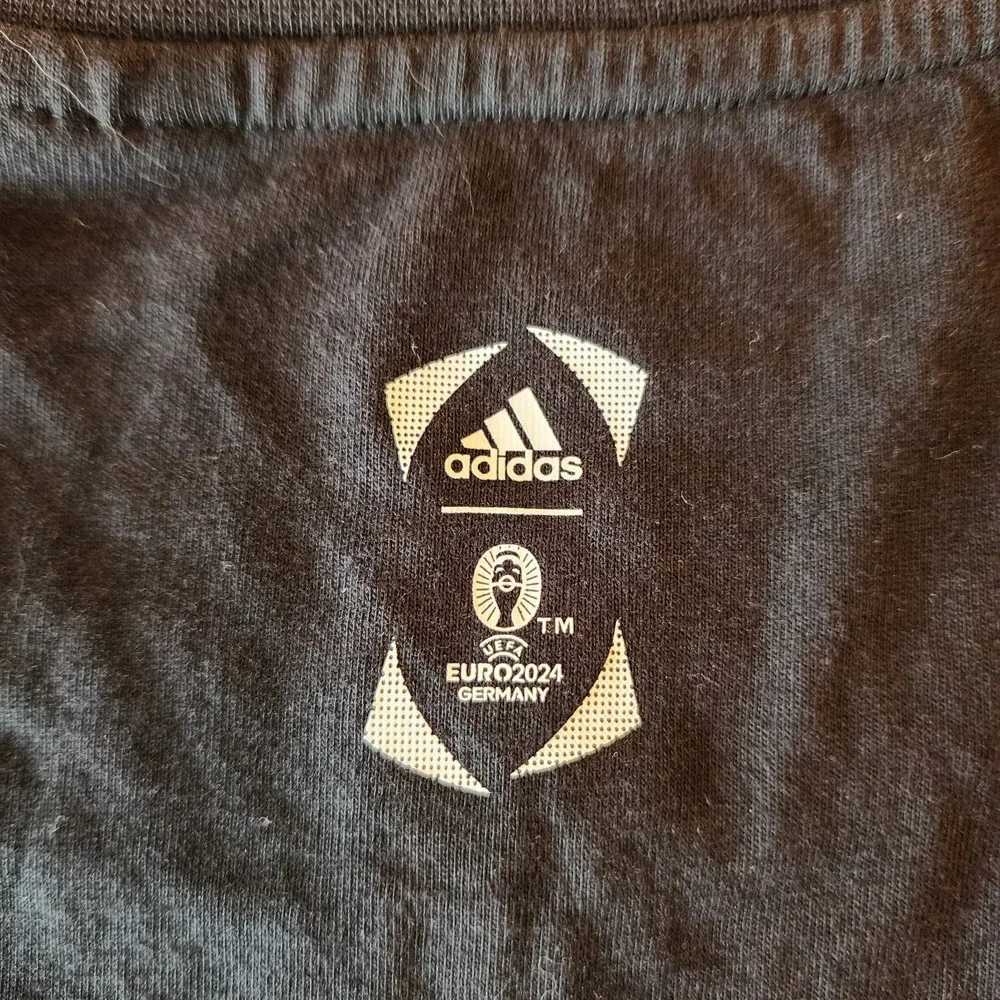 Adidas FIFA Double Sided Reversible Shirt Mens Medium Black Soccer Football Tee